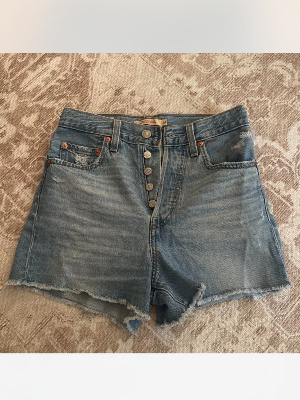 Levi's Ribcage Shorts